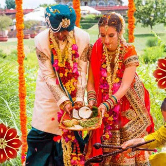 Astrologer for marriage woes solutions